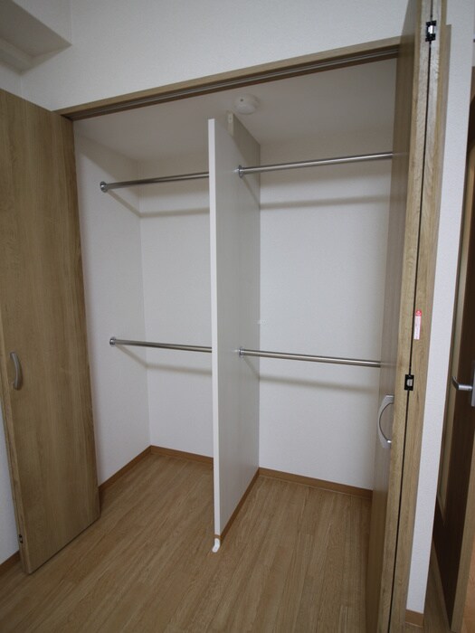 アートプラザ枚方の物件内観写真