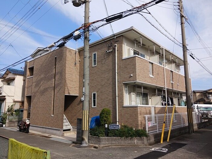 シス・アムールの物件外観写真