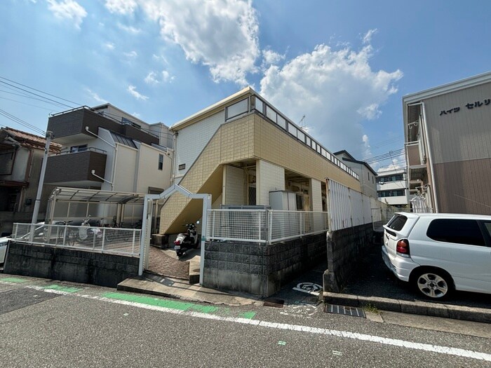 ゴールド　ハイツの物件外観写真