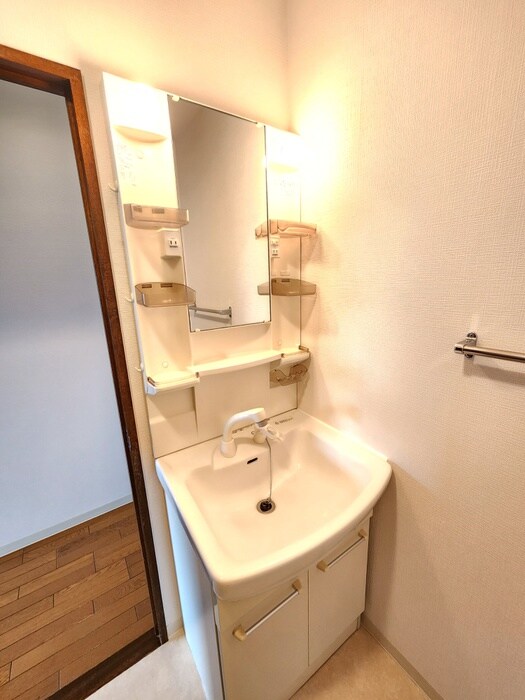 グランド・エム・ユ－の物件内観写真