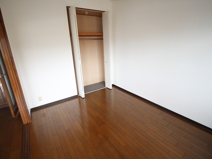 グランド・エム・ユ－の物件内観写真