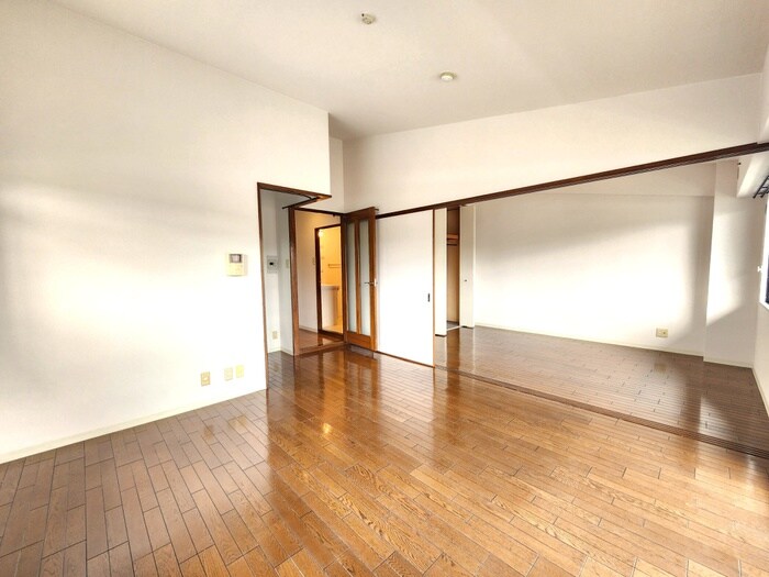 グランド・エム・ユ－の物件内観写真