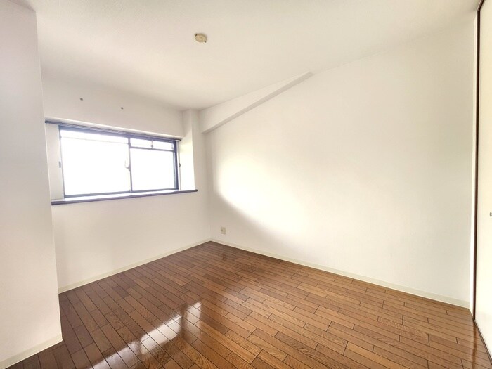 グランド・エム・ユ－の物件内観写真