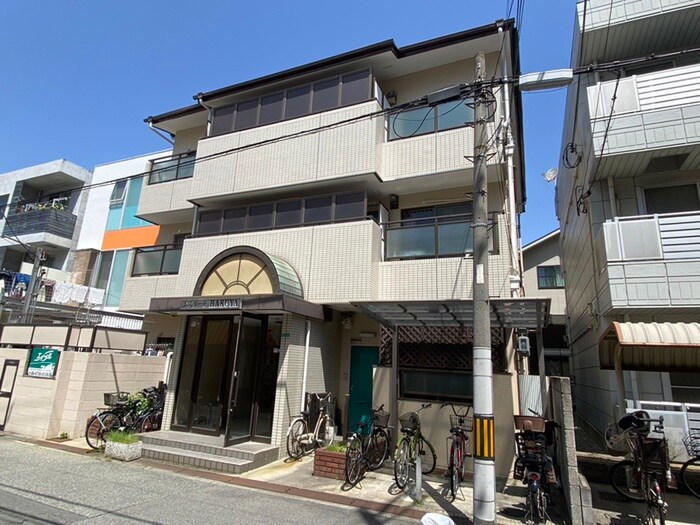 エスターテハクヤの物件外観写真