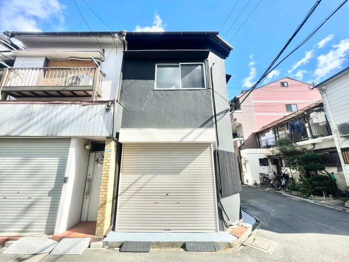 ＧＡＲＡＧＥ　ＨＯＵＳＥ　守口の物件外観写真