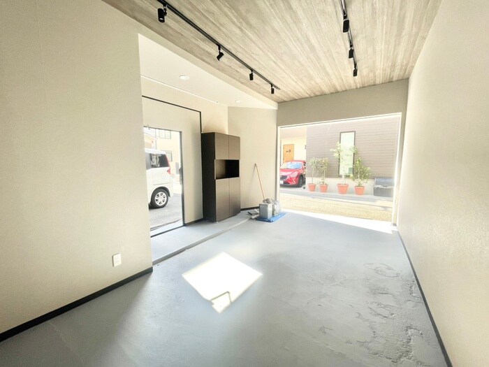 ＧＡＲＡＧＥ　ＨＯＵＳＥ　守口の物件外観写真