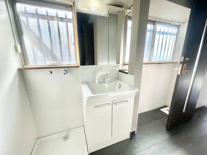 ＧＡＲＡＧＥ　ＨＯＵＳＥ　守口の物件内観写真