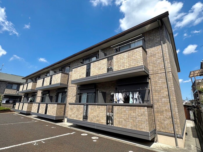 モナリエ大江の物件外観写真