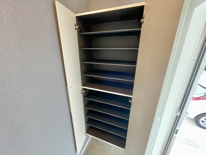 ヒールコート関守の物件内観写真