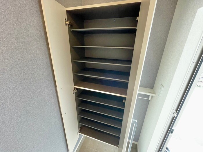 ヒールコート関守の物件内観写真