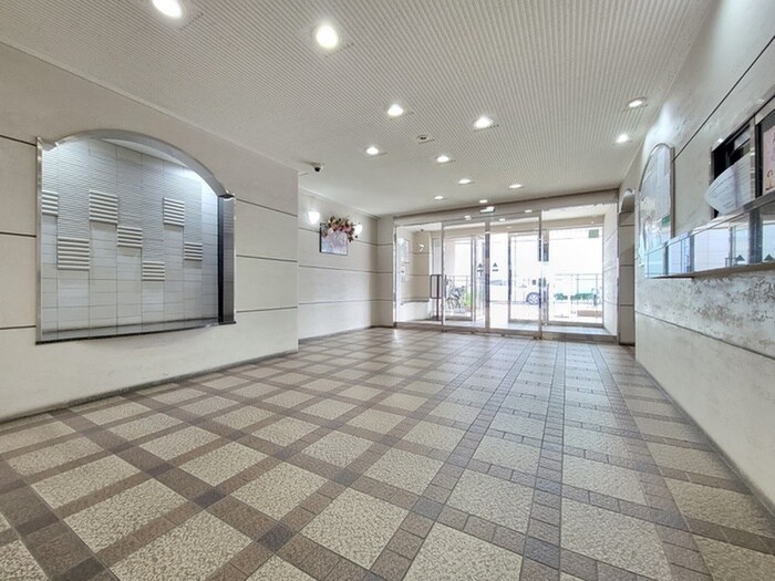 サザンコ－ト石津の物件外観写真