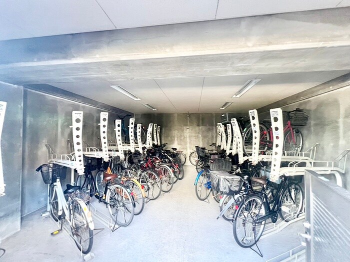 サザンコ－ト石津の物件外観写真