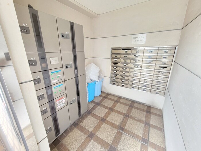 サザンコ－ト石津の物件外観写真