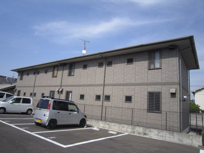 ラフィ－ネ吉井の物件外観写真