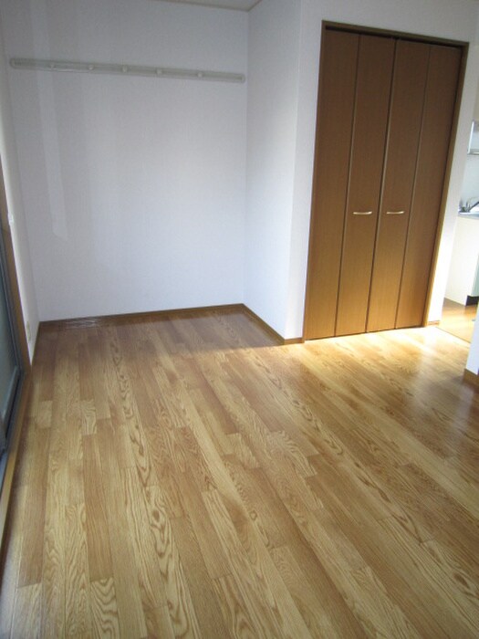 ラフィ－ネ吉井の物件内観写真