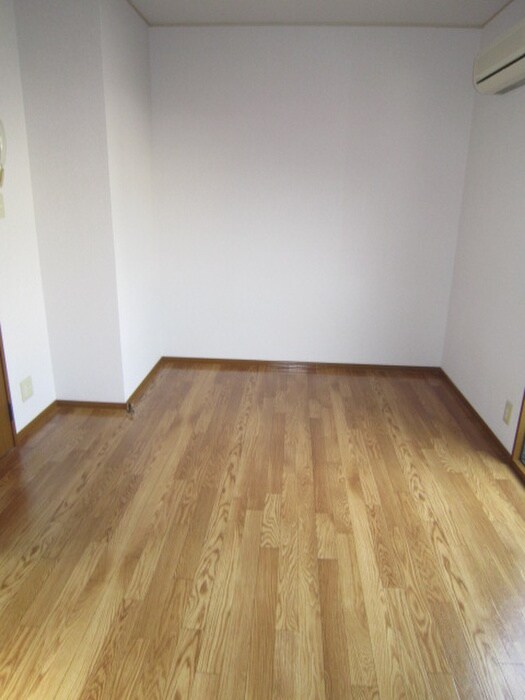 ラフィ－ネ吉井の物件内観写真