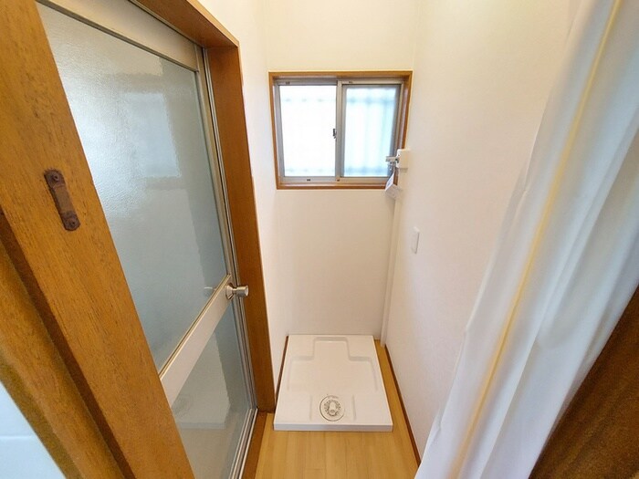 富田丘町テラスハウスの物件内観写真