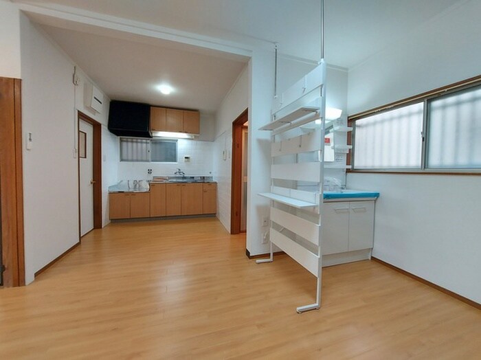 富田丘町テラスハウスの物件内観写真