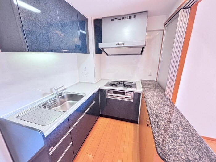 リ－ガル京都烏丸御池(503)の物件内観写真