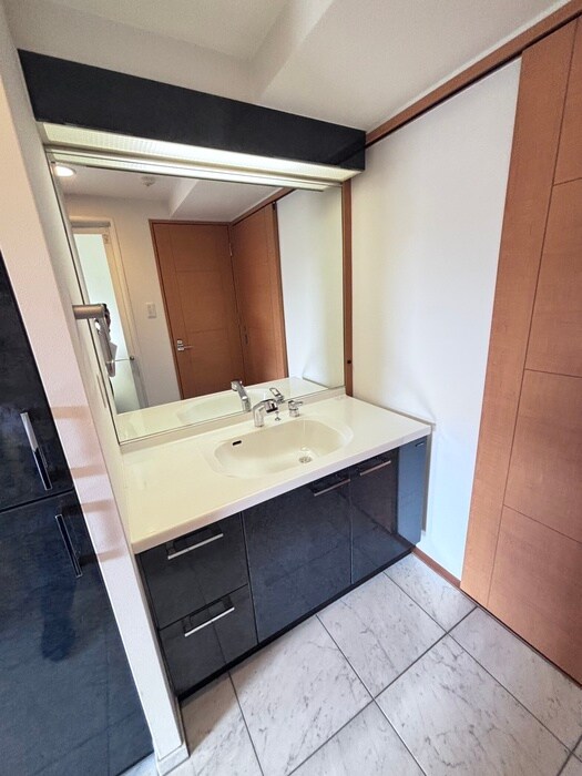 リ－ガル京都烏丸御池(503)の物件内観写真