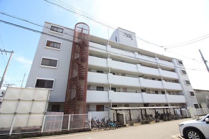 プレオール鳳の物件外観写真