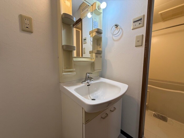 EAST　AS　ONEの物件内観写真