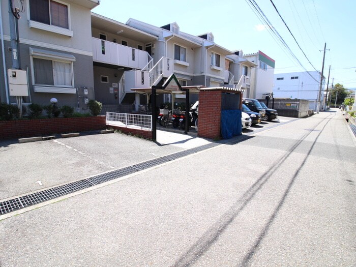 サン・ドミ－ルの物件外観写真