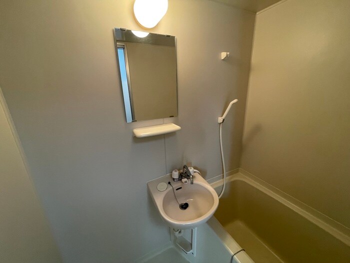 シャンテ中山の物件内観写真