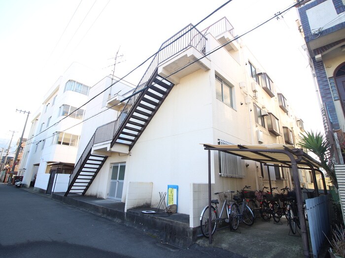 西村ハイツの物件外観写真