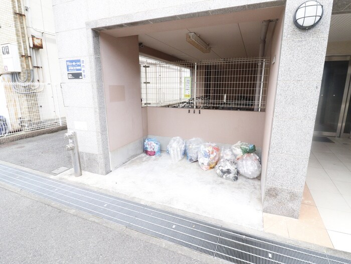 アネシスコ－ト門口の物件外観写真