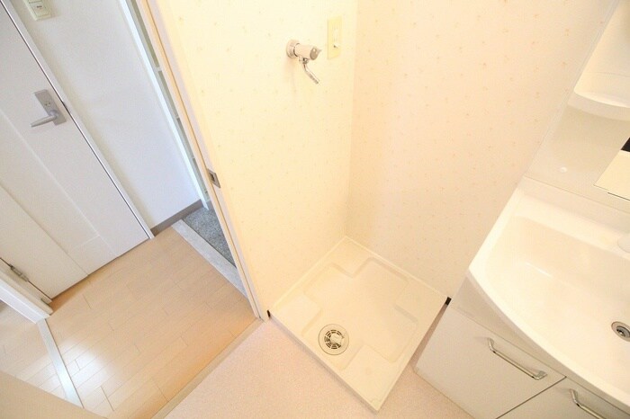 アネシスコ－ト門口の物件内観写真