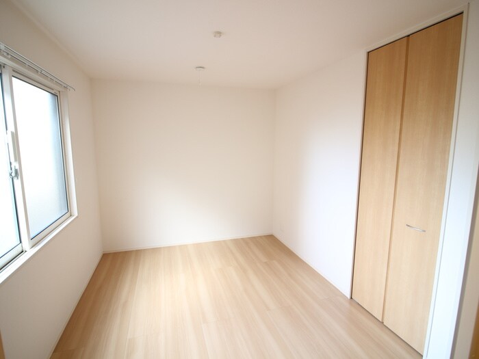 ミストラルコートの物件内観写真