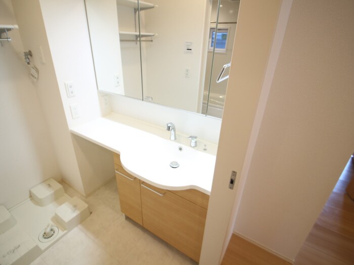 ミストラルコートの物件内観写真