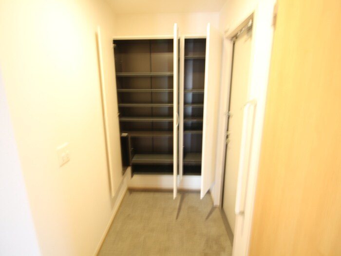 ミストラルコートの物件内観写真