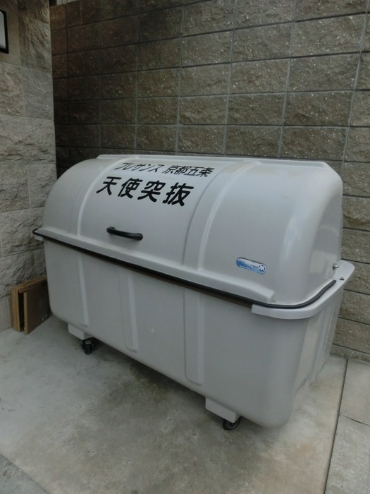 ﾌﾟﾚｻﾝｽ京都五条天使突抜(103)の物件外観写真