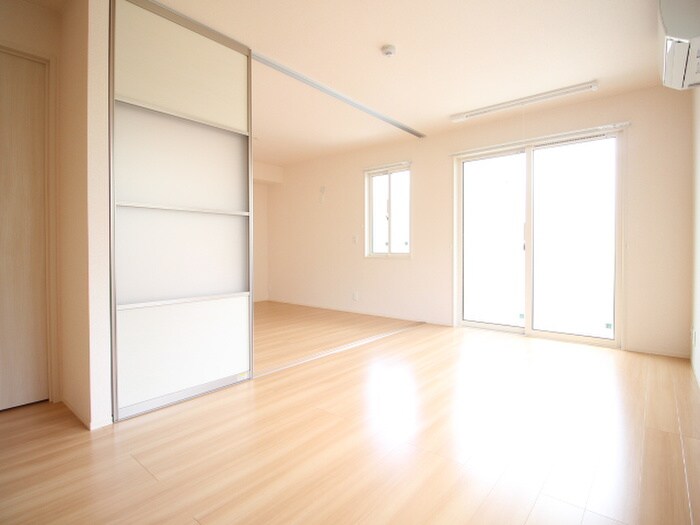 アラモード寺田の物件内観写真