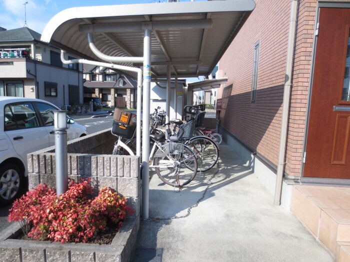 フラッツァ・カルムの物件外観写真