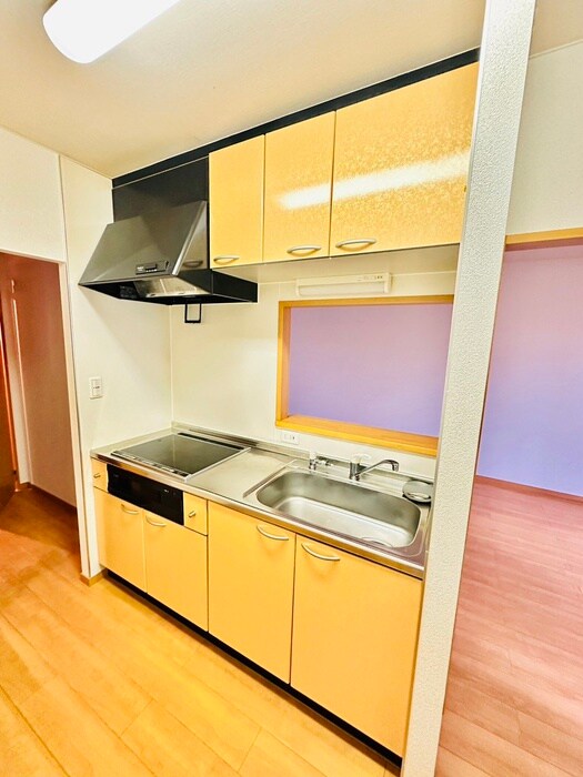 フラッツァ・カルムの物件内観写真