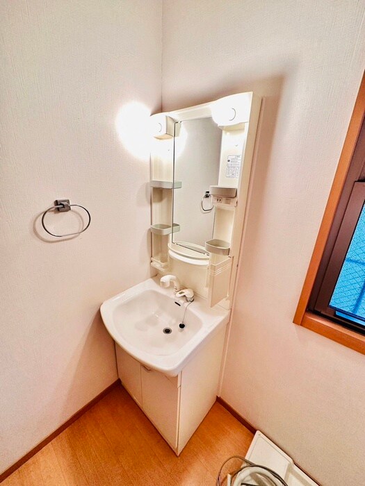 フラッツァ・カルムの物件内観写真