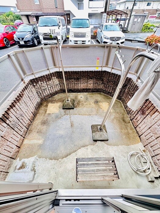 フラッツァ・カルムの物件内観写真