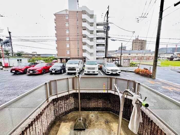 フラッツァ・カルムの物件内観写真