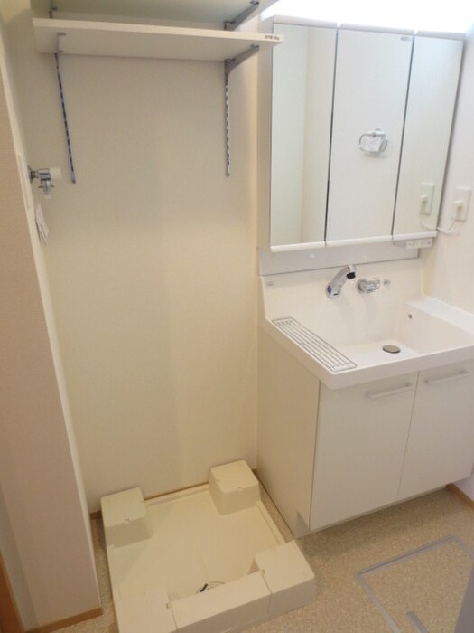 ﾌﾟﾗｰｼﾞｭsakigakeの物件内観写真