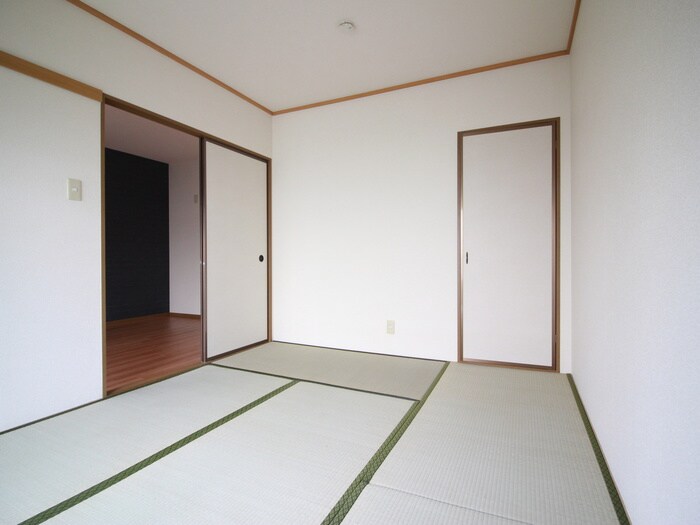 ハイカム－ル上桂の物件内観写真