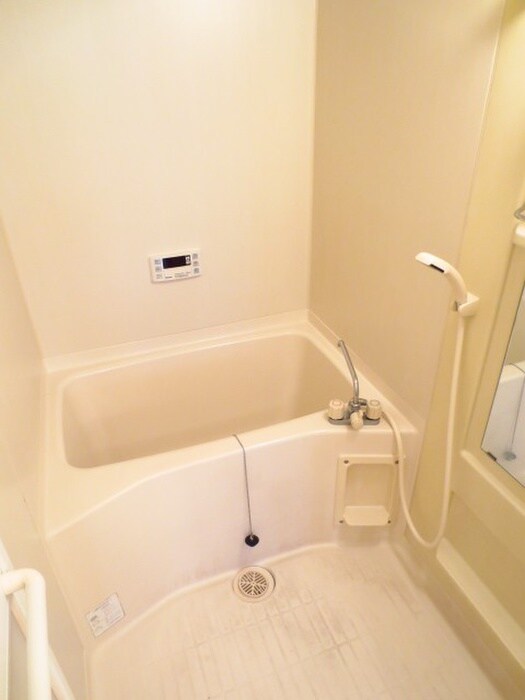 ハイカム－ル上桂の物件内観写真