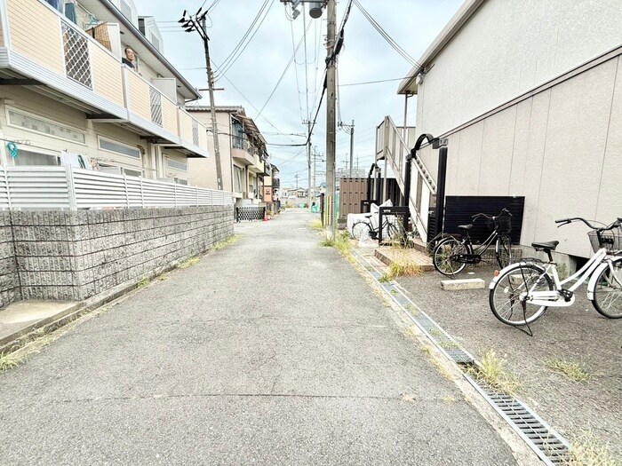 ジーメゾン枚方南中振の物件外観写真