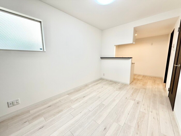 ジーメゾン枚方南中振の物件内観写真