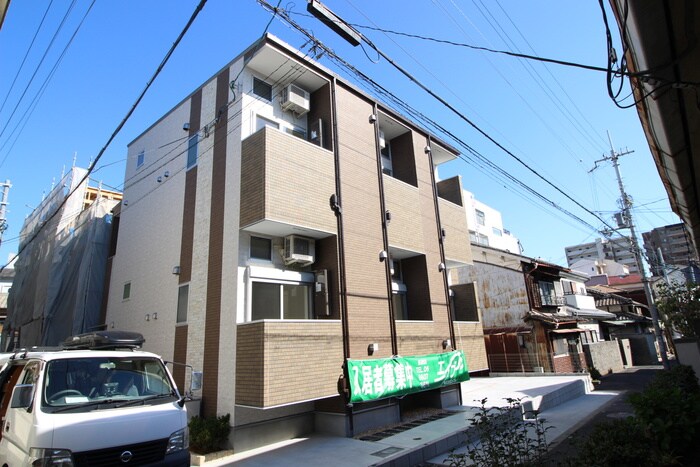 シャイニーサイドの物件外観写真