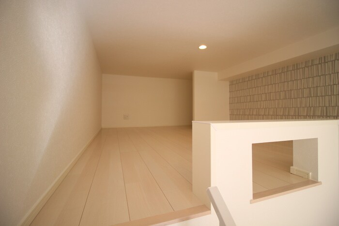 シャイニーサイドの物件内観写真