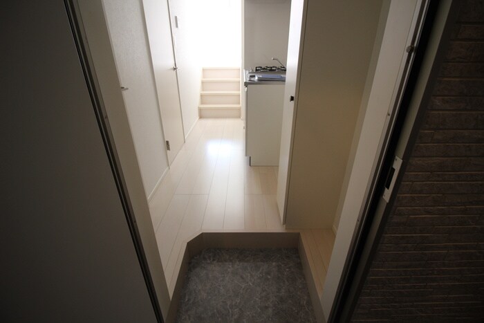 シャイニーサイドの物件内観写真