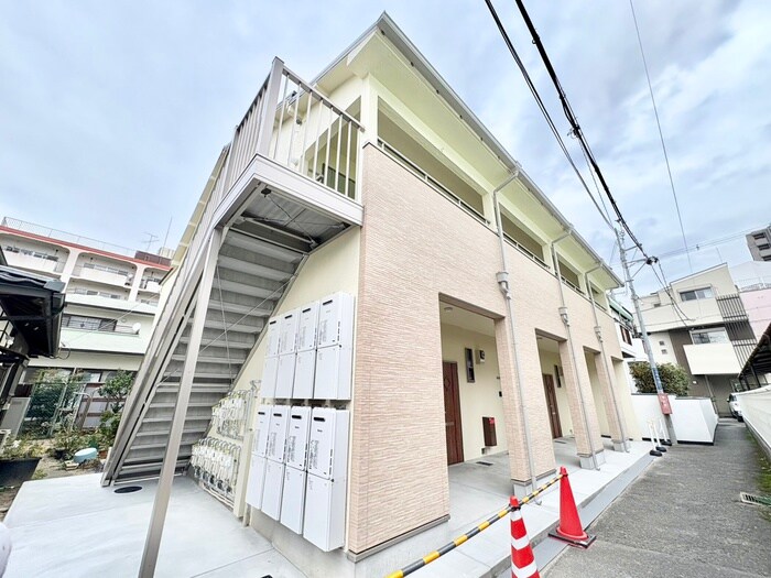 サンハイム八坂の物件外観写真